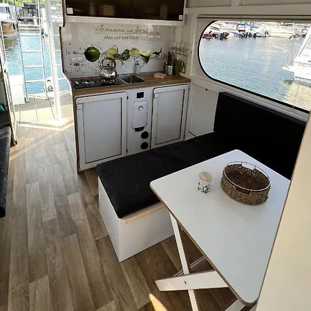 بوتيل Rollyboot Geiseltalsee Braunsbedra